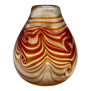 Art Glass Floral Vase Amber Swirl Iridescent Signed L Wilson 4.5in - Picture 1 of 9