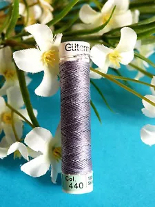 220B/ Beautiful Bobbin of Pure Silk Thread Gutermann Lilac N° 440 - Picture 1 of 1