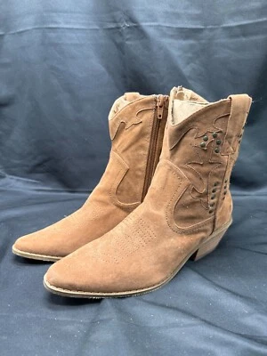 Botines occidentales vintage para mujer talla 6 de gamuza tostada con tachuelas talla 6 Foto 1 de 4