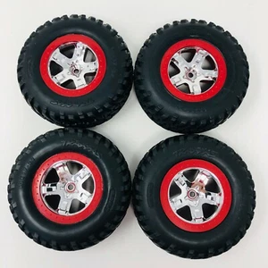 4 x Traxxas Front & Rear Satin Chrome Wheels - Red Beadlock - SCT 5873A New - Picture 1 of 12