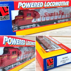 Santa Fe GP-38 Powered Locomotive HO Life-Like Trains No.8294 - Free Shipping - Picture 1 of 7