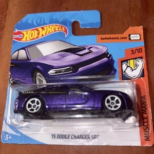 hot wheels 🔥  15‘ Dodge Charger SRT Mitternachtsblau🔥 HW Muscle Mania 2018 - Bild 1 von 3