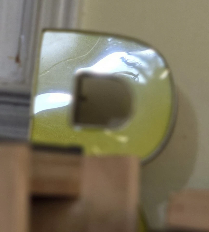 Letrero de neón interior/exterior de 12,25" recuperado letra de canal "R"   Foto 1 de 1