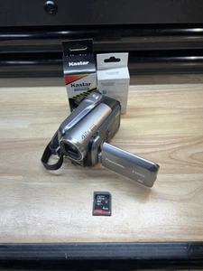 SILVER Panasonic SDR-H40P 40GB Hard Drive Camcorder + Batt Charger+ Mem - Picture 1 of 10
