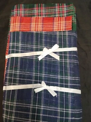 12 Mens Handkerchiefs Hankies Hankerchief Cloths Blend 13" by 14"  Docena 340 - Image 1 of 3