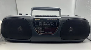 Sanyo Vintage Stereo Radio Cassette Player Recorder M7035K Boombox (z) - Picture 1 of 8