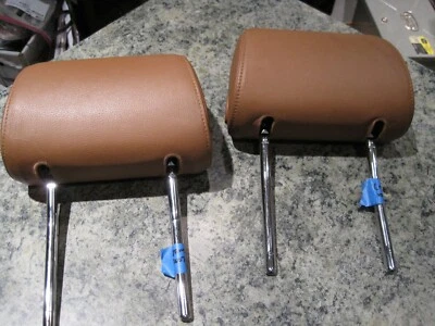 2007 AUDI A6 FRONT SEATS RIGHT AND LEFT HEADREST HEAD REST OEM Foto 1 de 3