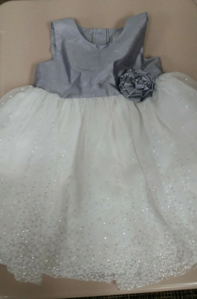 Vestido George Girls prata 3t férias sem mangas usado - Imagem 1 de 2
