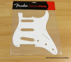 Golpeador Fender '57 Stratocaster 8 orificios 1 capa FENDER AVRI '57 Strat ¡En todo el mundo! - Imagen 1 de 1