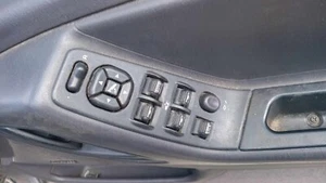 06/1999 to 06/2005 Jeep WJ Grand Cherokee Wagon - Master power window switch - Picture 1 of 1
