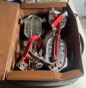 Roller Skates Collectible Vintage Years 60 Size Adjustable Key - Picture 1 of 7