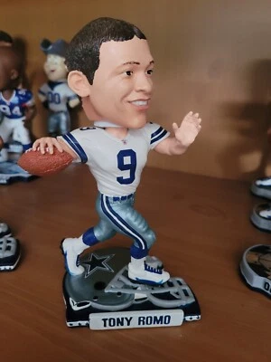 Casco base Tony Romo Dallas Cowboys Bobblehead Legends Field 2009 ¿Sin numerar? Foto 1 de 4