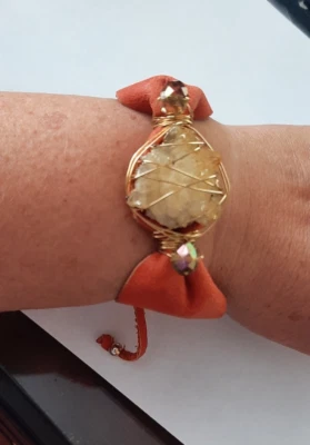 Pulsera ancha de alambre de oro grueso de cuarzo cristal genuino naranja para mujer Foto 1 de 4