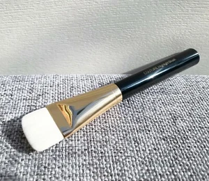 1x NAPOLEON PERDIS Couture Highlight Brush, Brand NEW! - Picture 1 of 6