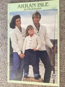 Vintage Cleckheaton Knitting Pattern Book - ARRAN ISLE - 12 Family Designs - Picture 1 of 24