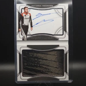 2023 National Treasures Jumbo Tire Signature Booklet Garrett Smithley /25 - Picture 1 of 2
