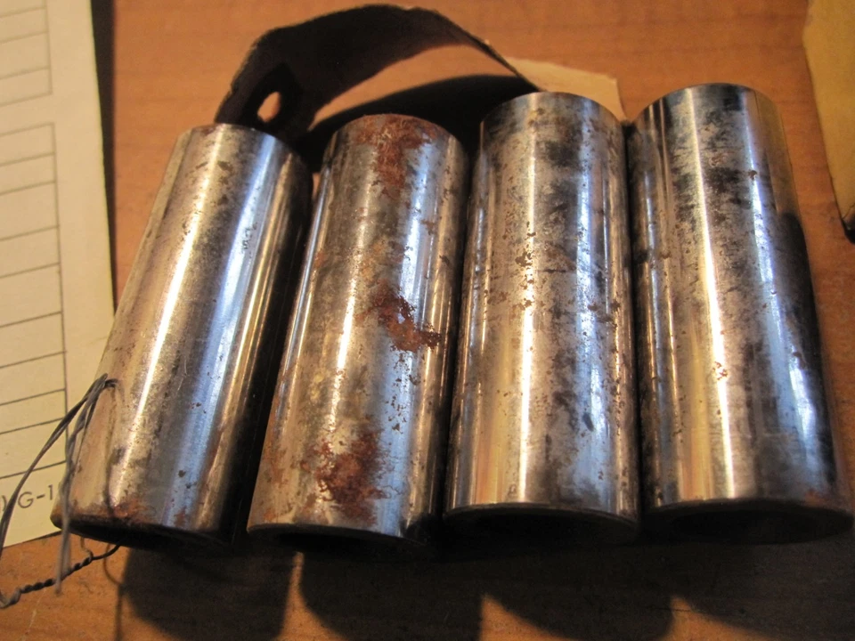 JUEGO DE PASADORES DE PISTÓN FIAT 1100 1200  Foto 1 de 1