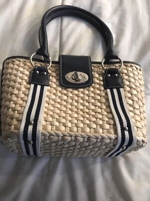Bolso de Mano para Mujer Marca Chaps Tejido Estilo Paja Azul Borde Patrón Interior Excelente Foto 1 de 4