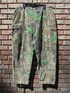Vintage Rattlers Brand Real Tree Green Leaf Camo Hunting Pants Mens Size 40X32 - Picture 1 of 5