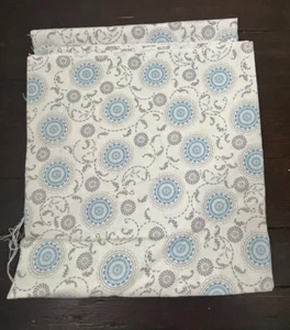 Tela de coser de algodón JoAnn gris claro azul remolinos flores 2 yardas 44x72 - Imagen 1 de 4