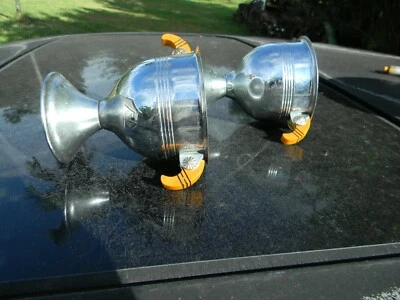 Juego de crema y azucarero vintage cromados y bandeja redonda baquelita color plata  Foto 1 de 4