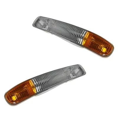 TRQ SLA88432 Turn Signal/Parking Lights For GMC Sierra 3500 Classic 07 - Image 1 of 4