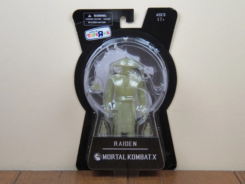 Mezco Toyz Mortal Kombat X: Raiden Figure