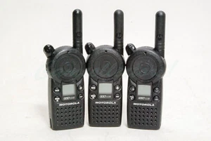 Motorola CLS1110 UHF Business 2-Way Radios Walkie Talkie w/Batteries "SET of 3" - Zdjęcie 1 z 7