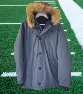 RARE: MEN'S SUPER BOWL LII EAGLES VS. PATRIOTS FAUX FUR HOODED PARKA COAT~Size S - Image 1 of 4