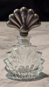 VINTAGE INTERNATIONAL SILVER CO PERFUME BOTTLE W/ FAN TOP - Picture 1 of 14