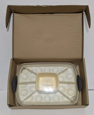 Pampered Chef Chillzanne Rectangle Server 2781 Deviled Egg Tray w/ Lid USA - Image 1 of 4