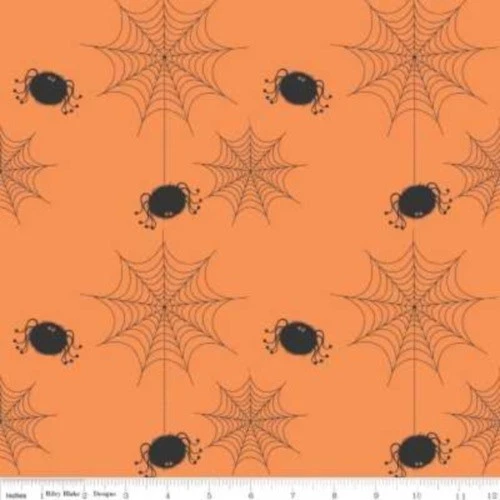 Banners de vacaciones Riley Blake P565 tela de algodón con tela de araña naranja ENVÍO GRATUITO A EE. UU. Foto 1 de 1