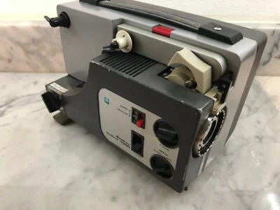 Proyector de película Sankyo Dualux 1000 de colección - Se vende como está sin devoluciones Foto 1 de 4