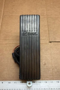 Williams Controls Accelerator Pedal P/N 403300B, 4.976.166 - Picture 1 of 5