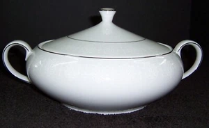 Round Covered Vegetable Serving Bowl Princess by CROWN EMPIRE - Picture 1 of 6