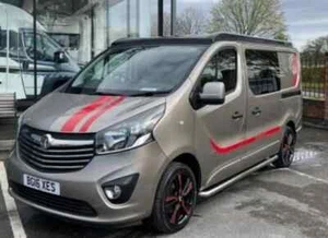 Renault Trafic or Vivaro Sportive Edition Graphics Side Bonnet Rear - Picture 1 of 6
