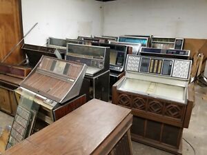 collectible jukebox machines (lot of 20)
