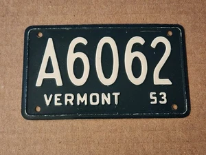 1953 Wheaties 4" Vermont Bicycle License Plate - Picture 1 of 5