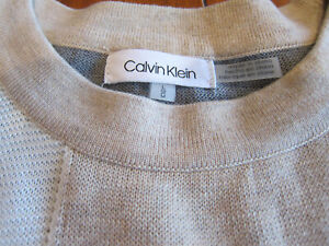 Calvin Klein Size Large Color Tan/White/Gray