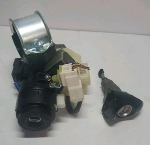 2014-2016 Kia Forte Sedan Ignition Switch Housing Cylinder Assembly Lock NO KEY - Picture 1 of 9
