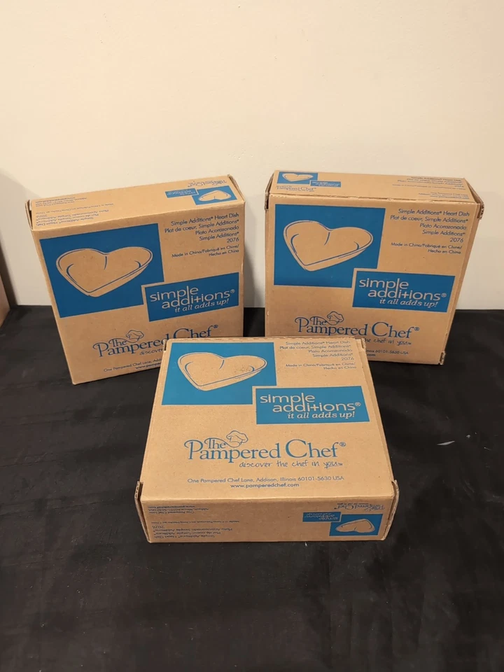 Pampered Chef Simple Additions Ceramic Heart Dish Bowl #2076