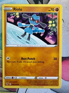 Riolu Non Holo English Pokemon TCG BKJ730 - Picture 1 of 1