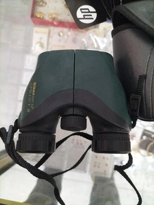 Nikon MODEL SPRINT II 8 x 21 yds BINOCULARS GREEN BLACK  WITH CASE. - Image 1 of 4