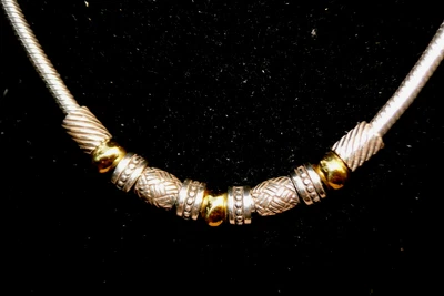 Collar Brighton Travis de plata y oro con cuentas deslizables Foto 1 de 4