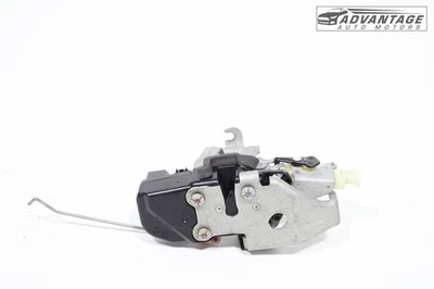 Dodge Challenger 2015-2023 actuador de cierre de panel de puerta delantera izquierda OEM Foto 1 de 4