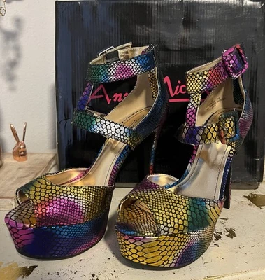 Retro 70s Anne Michelle Women's Snakeskin Heels - Size 8 - US - Image 1 of 4