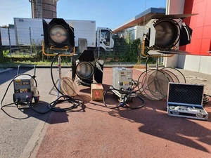 Kit HMI lighting composed of 3 heads and 2 electronic ballasts - Picture 1 of 12