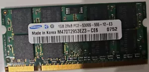 1 x Samsung 1GB DDR2 RAM PC2-5300 667MHz non-ECC SODIMM M470T2953EZ3-CE6 - Picture 1 of 2