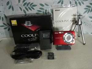 Nikon COOLPIX S210, 8MP,3x,2.5in,f/3.1,RED Excellent from JAPAN Nikon USED - Picture 1 of 24