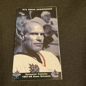 Vancouver Canucks 1997/1998 calendario de bolsillo NHL - Imagen 1 de 2